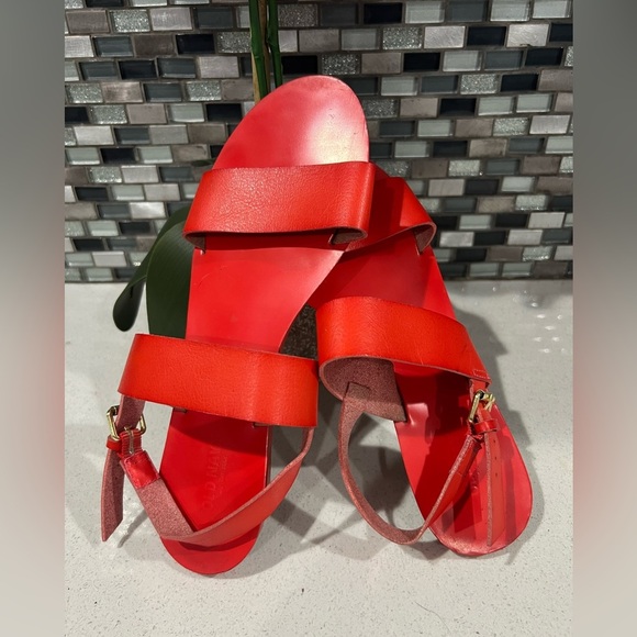 OLD NAVY women strap leather red sandals/size 9 - Picture 3 of 11